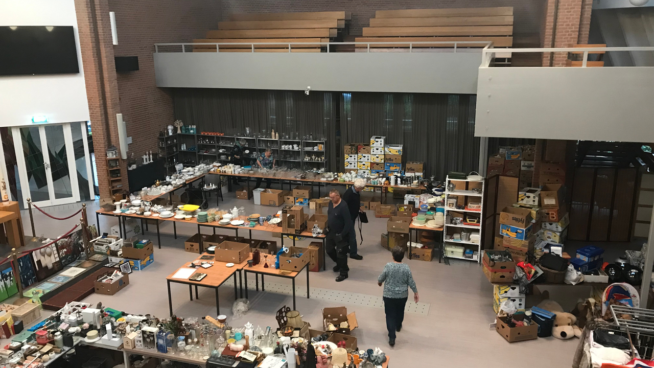 Foto: Jaarlijkse Bazar in de Kruiskerk in Nijkerk