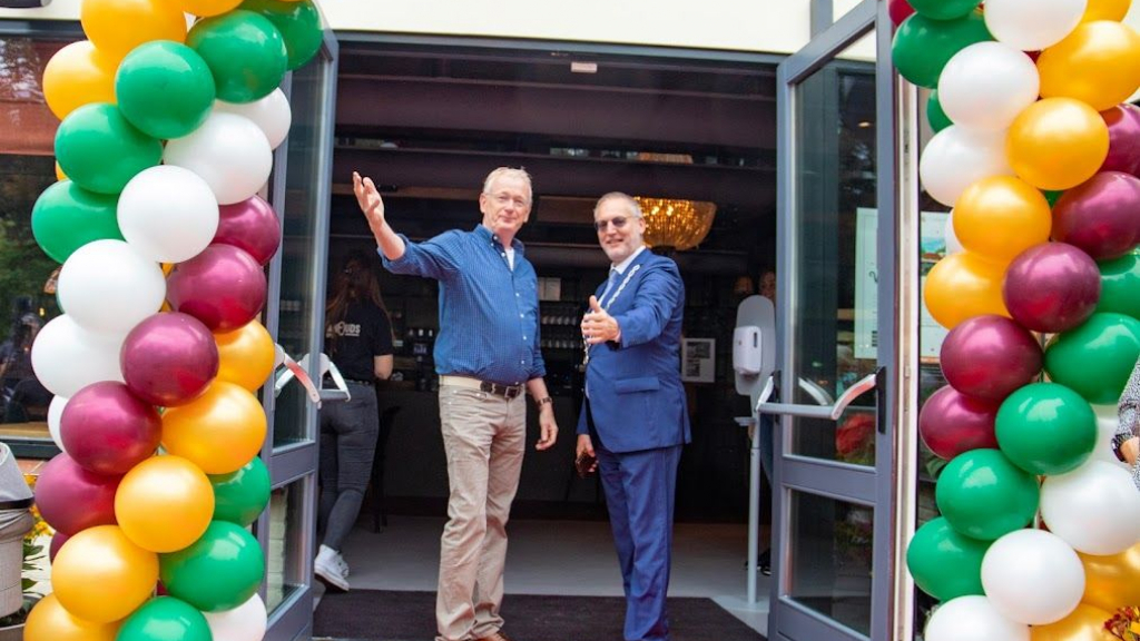 Foto: Feestelijke opening VanOuds