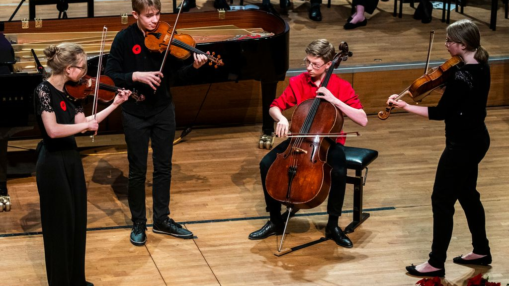 Foto: Jonge Muziektalenten in Grote Kerk Epe