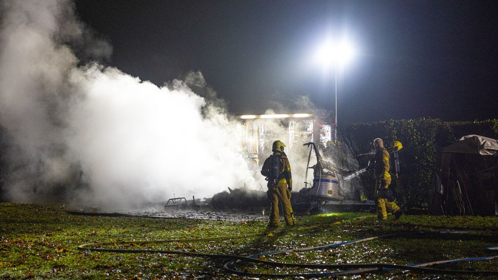 Foto: Wéér raak op recreatiepark: vierde brand in een maand tijd