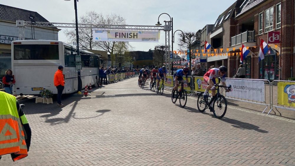 Foto: Koningsronde in Heerde