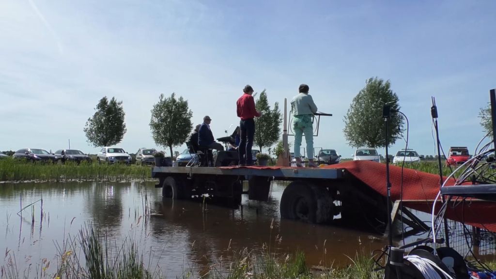 Foto: Kerk drive-in voor herhaling vatbaar