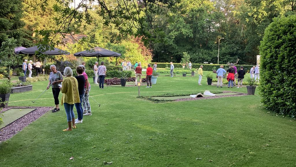 Foto: Vrouwen Van Nu afdeling Vaassen-Emst sluiten seizoen af