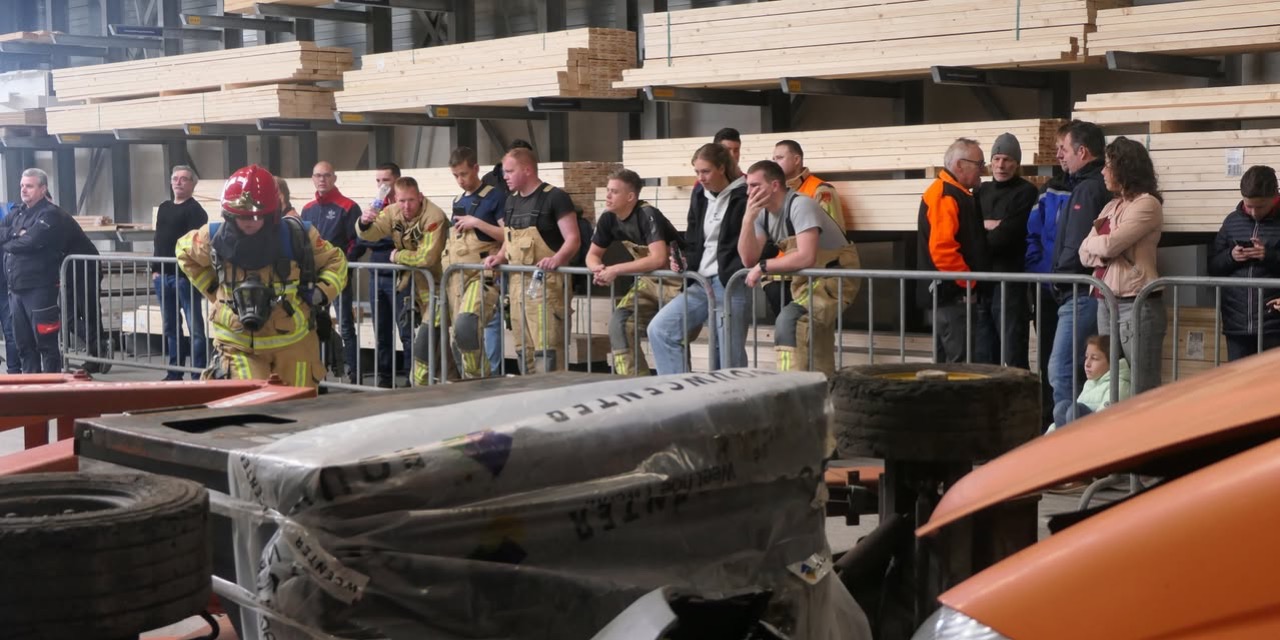 Foto: Spektakel bij ABWC-brandweerwedstrijd in Budel