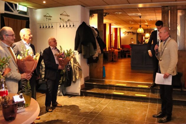 Foto: Vrijwilligerspenningen voor Jo Noten en Ben Brugman