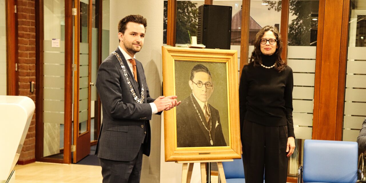 Herdenking burgemeester Theo Serraris