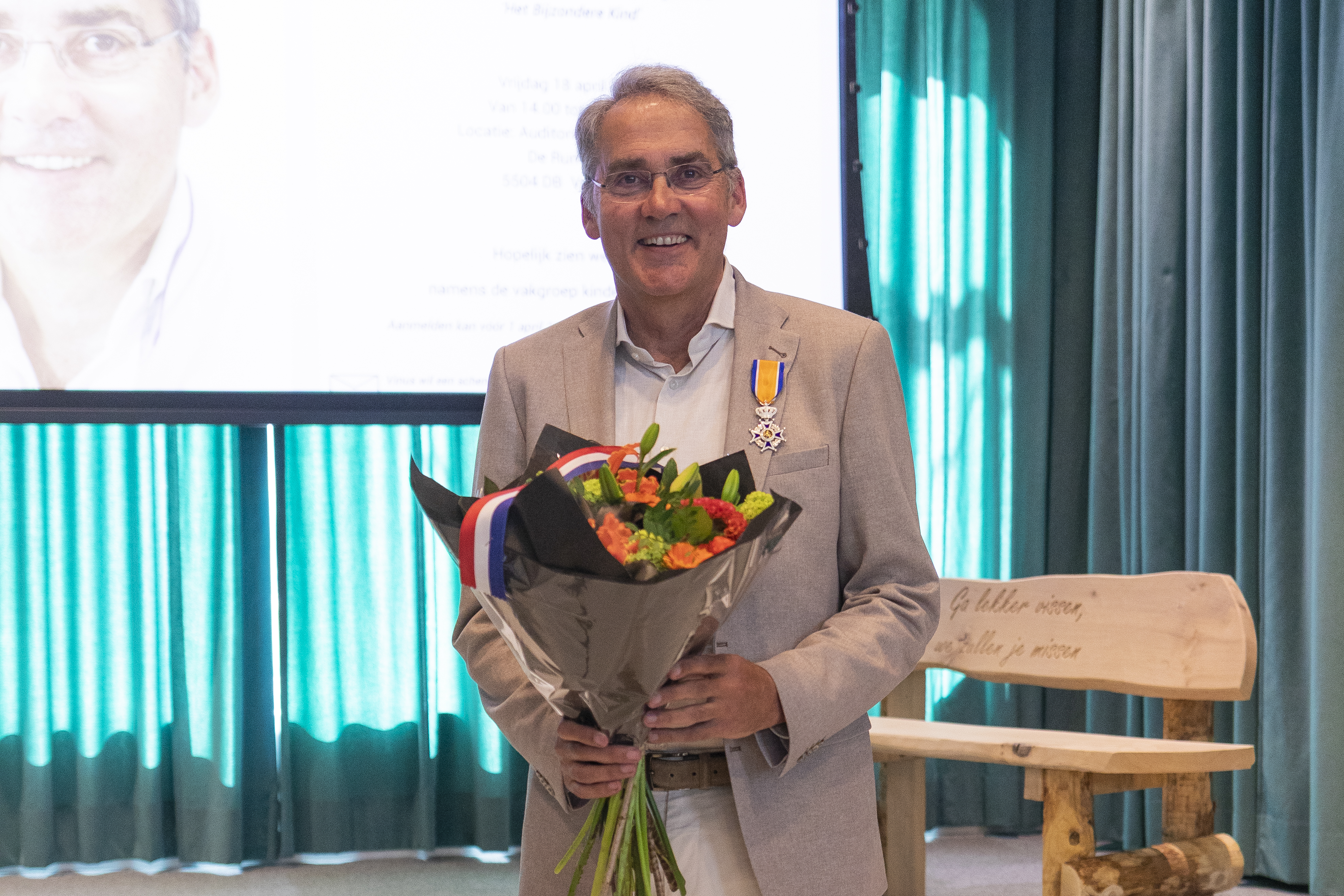 Foto: Koninklijke waardering voor kinderarts Vinus Bok