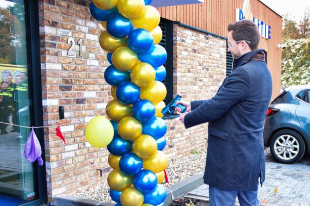 Foto: Nieuwe politiepost Biesven officieel geopend