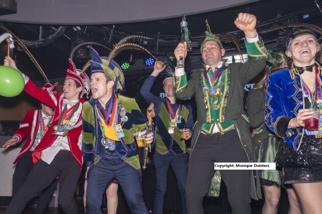 Foto: Handjes Prinsenpaar cv Buulder Buk trillen nog wel even na…