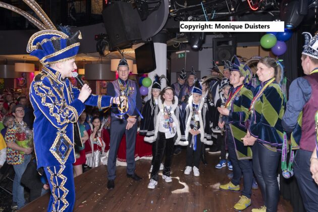 Foto: Handjes Prinsenpaar cv Buulder Buk trillen nog wel even na…