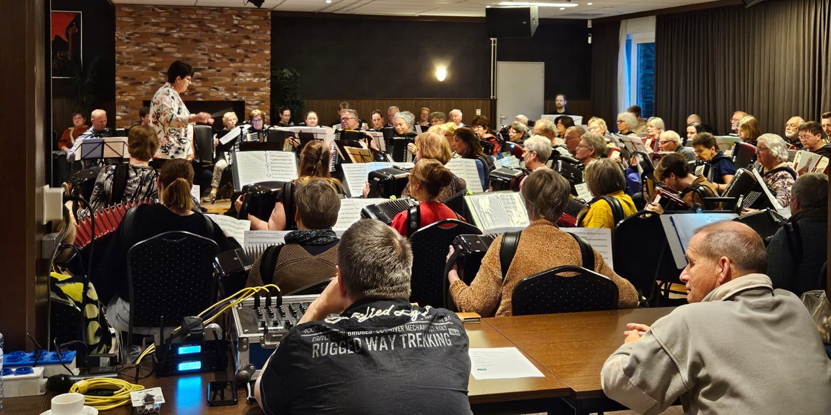 23 mrt: 80 accordeonisten bijeen in Budel