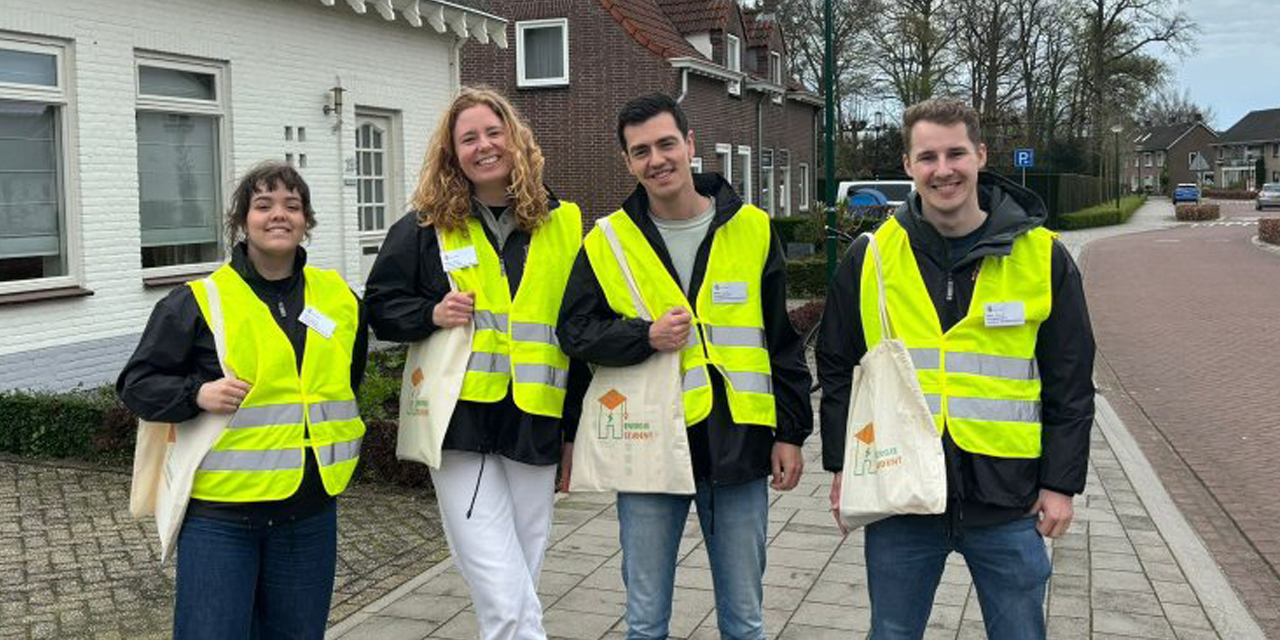 Foto: Energiestudenten aan de slag in Heeze-Leende