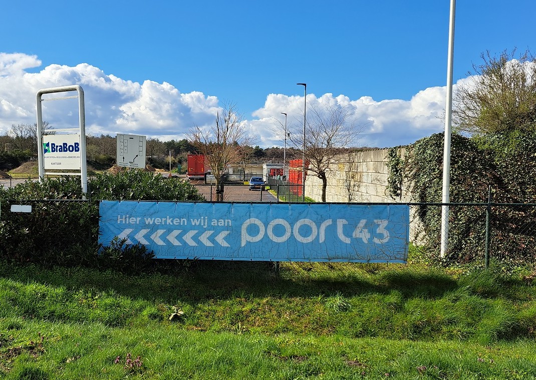 Foto: Man overleden bij bedrijfsongeval in Sterksel