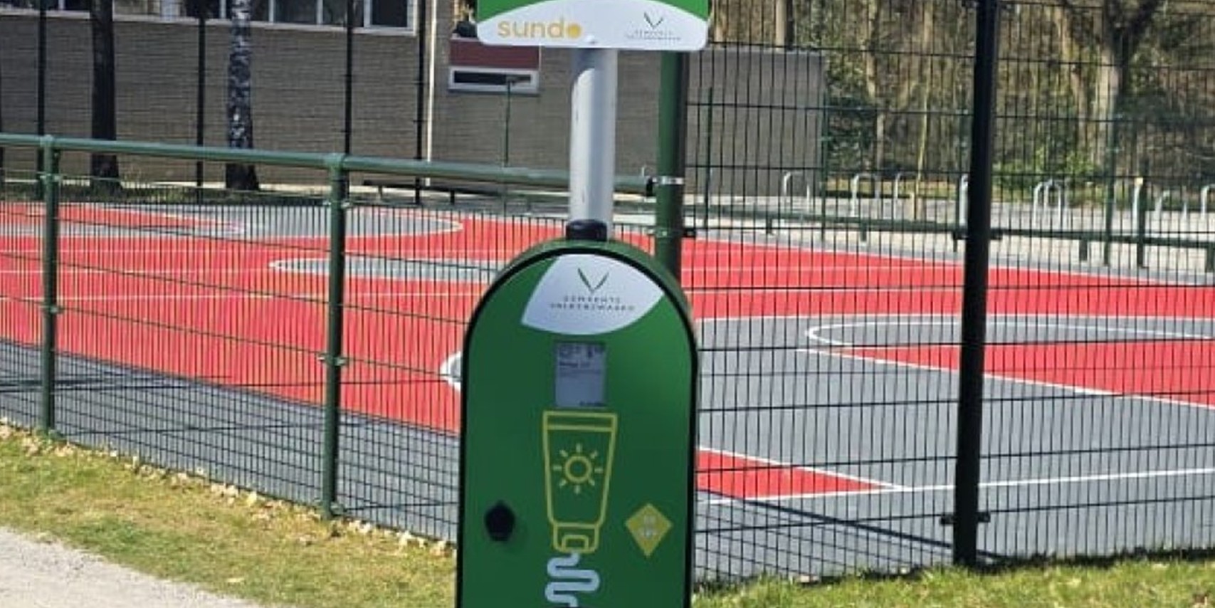 Foto: Zonnebrandpalen terug in Valkenswaard