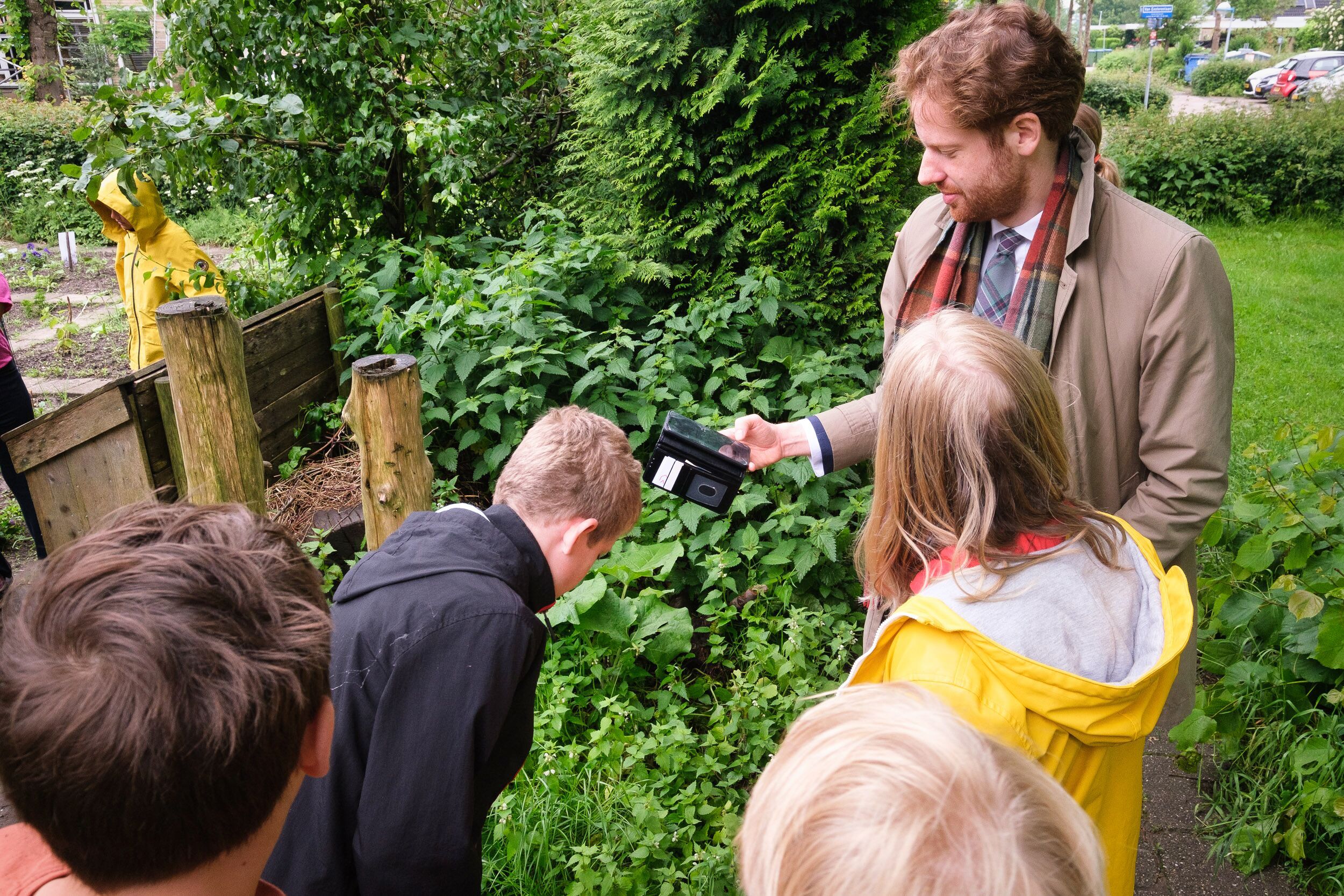 Foto: Feestelijke opening Biodiversity Challenge op Johan Frisoschool