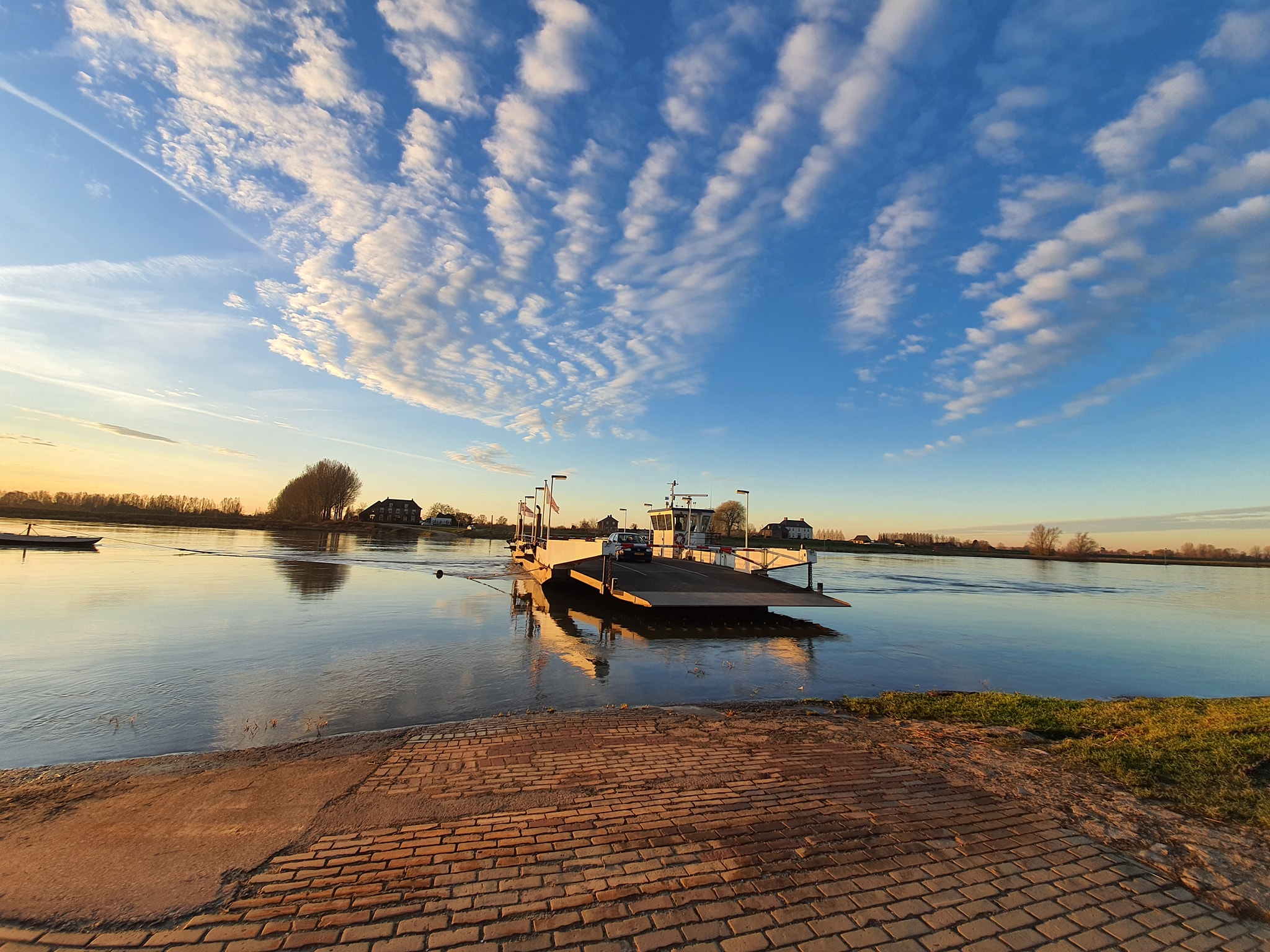 Foto: Minder Geld van Provincie voor Opheusdense Veer