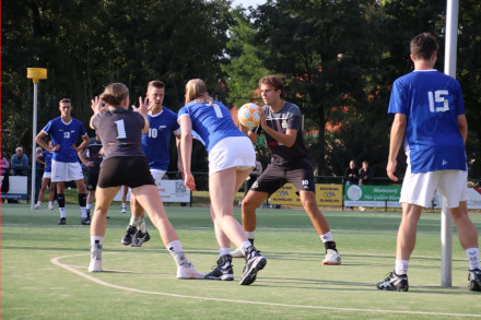 Foto: KV Wageningen sleept punt binnen in spannend gelijkspel tegen Oost Arnhem
