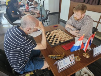 Foto: STERK SPEL WSDV-DAMMERS IN KAMEROEN