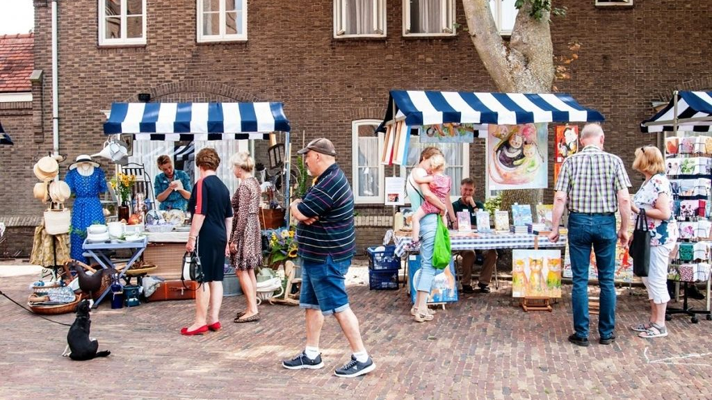 Foto: Montmartre aan de Rijn op 21 augustus
