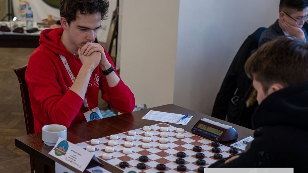 Foto: Machiel Weistra is wereldkampioen dammen bij de junioren